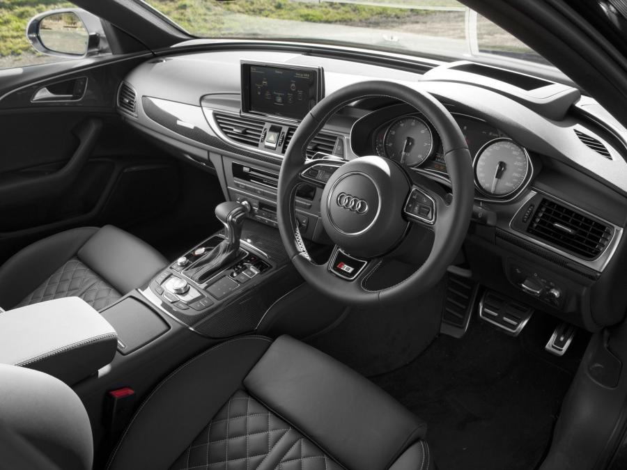 Торпедо Audi S6 Sedan (4G, C7) 2012 года  (AU) (фото 6 из 9)